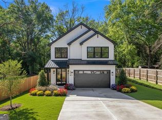 274 White St, Hoschton, GA