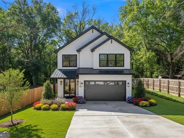 274 White St, Hoschton, GA 30548