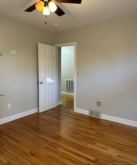 1212 Deerwood St — Photo 10