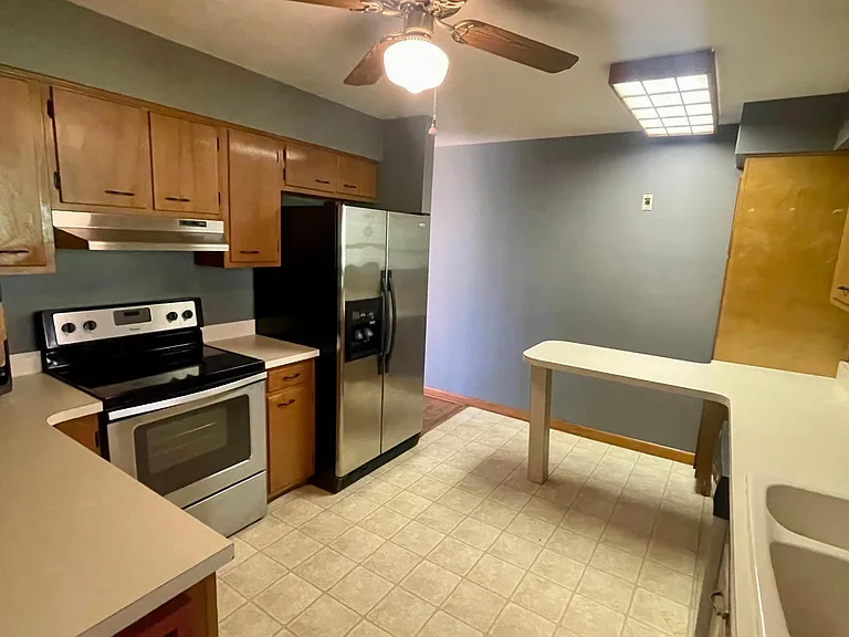 863 Carroll Rd — Photo 3