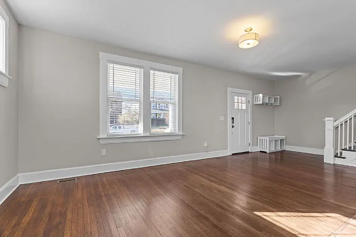 2701 Northumberland Ave — Photo 9
