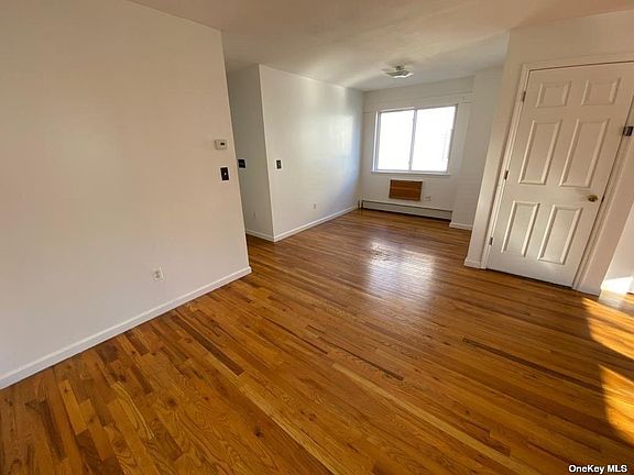 2nd image of 9317 90th Ave Fl 1