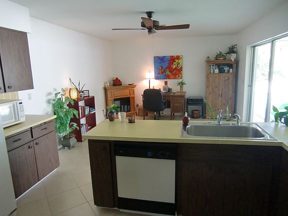 5th image of 435 N Shore Dr #4