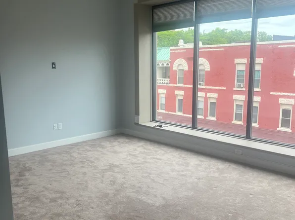 118 E Market St Floor 3, Warren, OH 44481