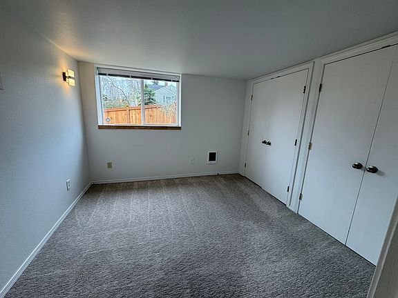 4th image of 3042 22nd Ave W #B