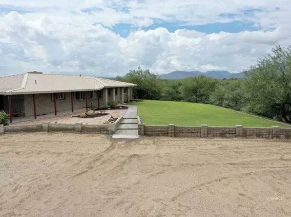 175 E Calle De Buena Vis, Safford, AZ 85546