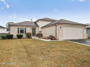 20127 Lake Lynwood Dr, Lynwood, IL 60411