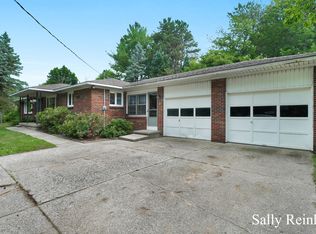 4920 Eleven Mile Rd NE, Rockford, MI 49341