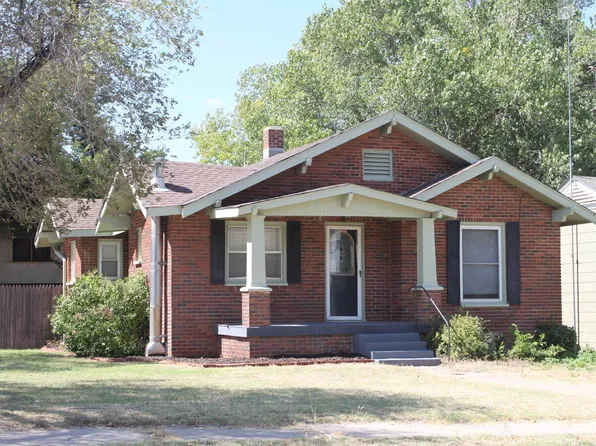 1523 8th St, Woodward, OK 73801