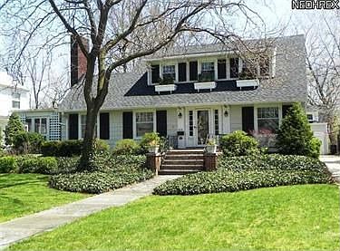 1st image of 1215 Manor Park Ave