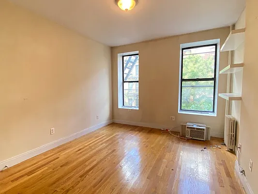 Rented by REAL New York | media 7