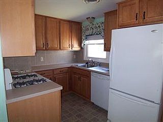 2nd image of 3623 Miramar Ave NE