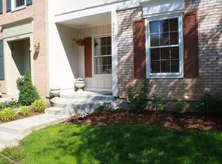 5487 Safe Harbor Ct, Fairfax, VA 22032