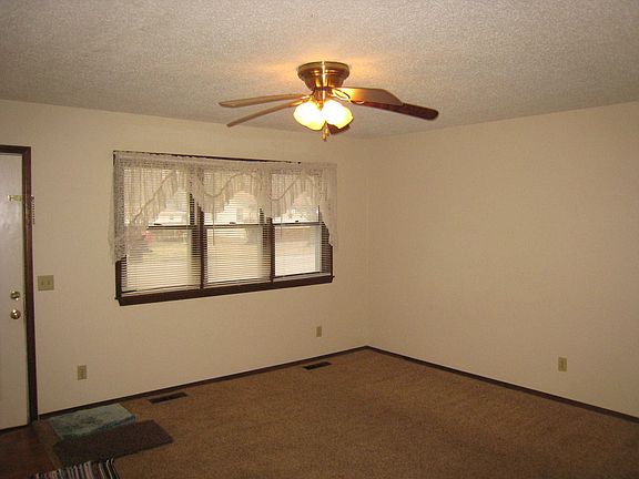 2nd image of 208 S Dale Ave