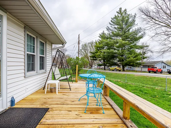 2830 NE 51st Ct, Des Moines, IA 50317