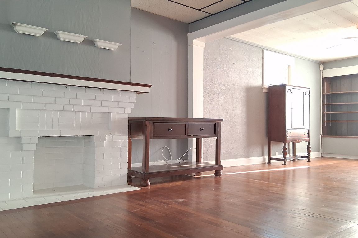 next background image