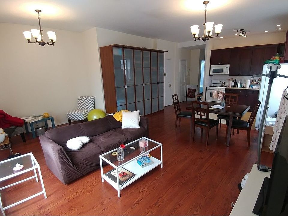 1st image of 2140 21st St #2