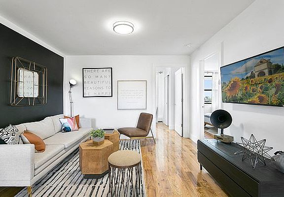 4th image of 62-60 99th St #324