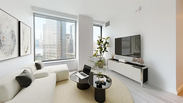 Rented by Arwell Realty | media 1