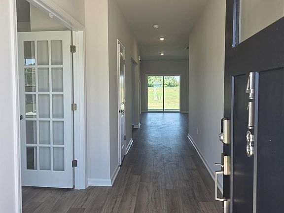 3rd image of 418 Dodger Ave Lot 28