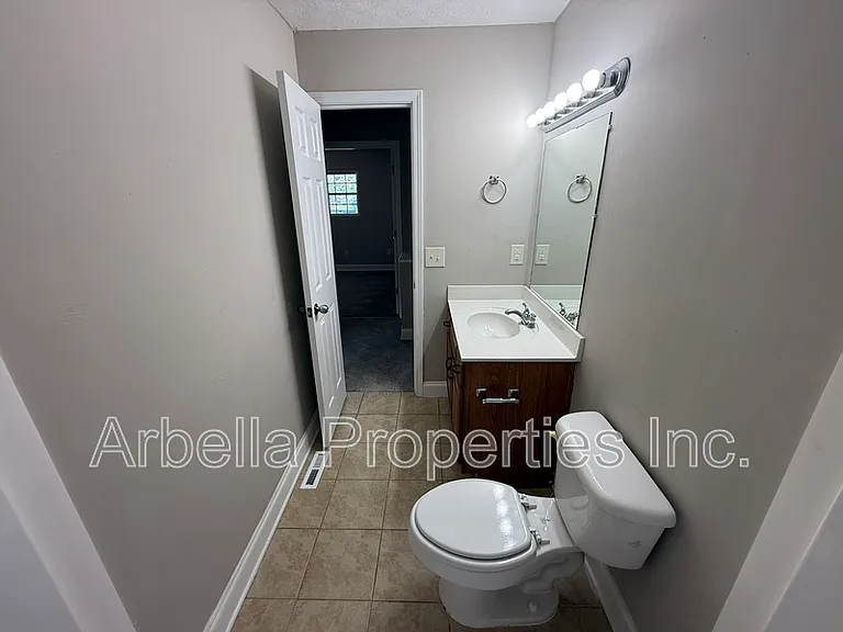 133 Walker St #4 — Photo 11