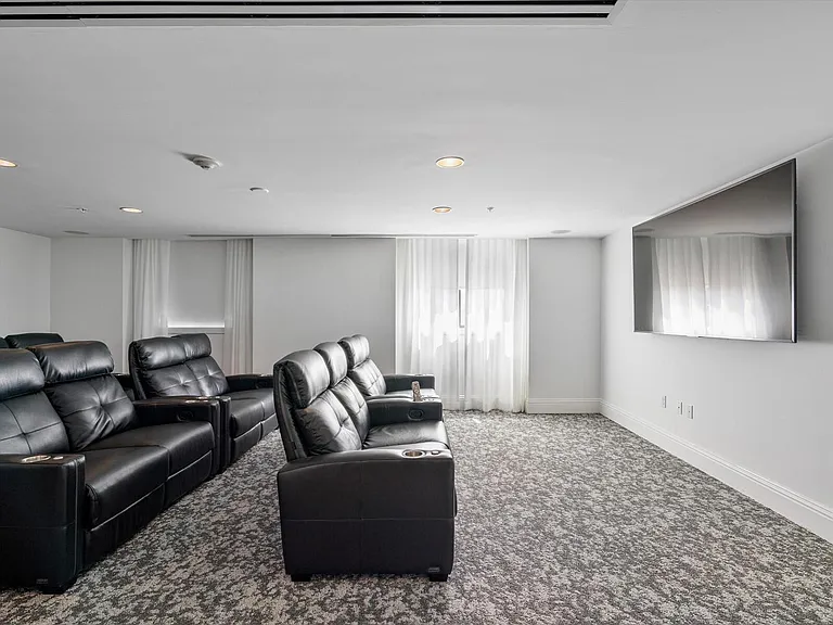 100 N Federal Hwy #736 — Photo 44