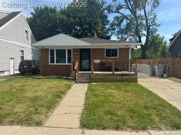 1530 E Evelyn Ave, Hazel Park, MI 48030