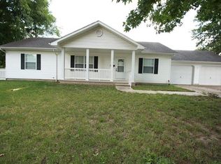 400 S East St, New Athens, IL 62264