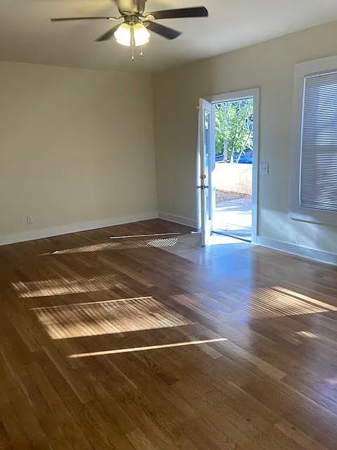 2710 Whitis Ave — Photo 3
