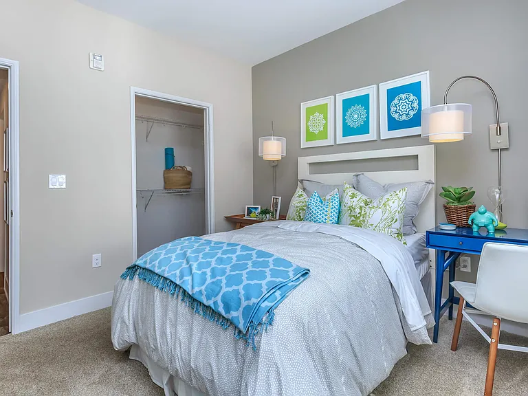 Sendero Gateway Apartment Homes — Photo 40