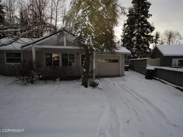 2624 Darby Cir, Anchorage, AK 99508