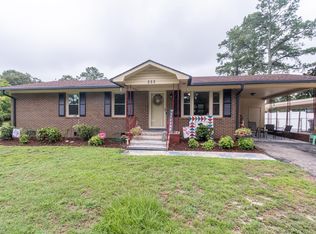 222 Rollingwood Dr, Dudley, NC 28333