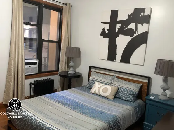 6 East 97th Street image 6 of 14