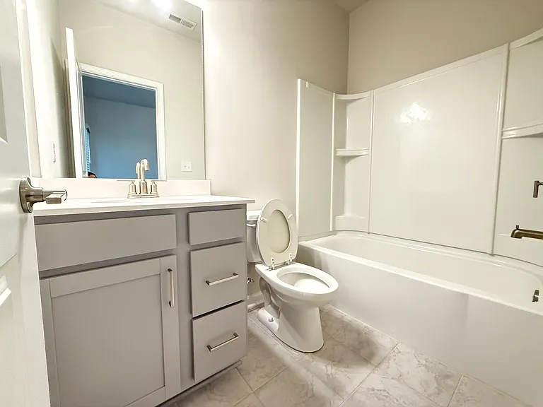 3756 Davis Cir — Photo 7