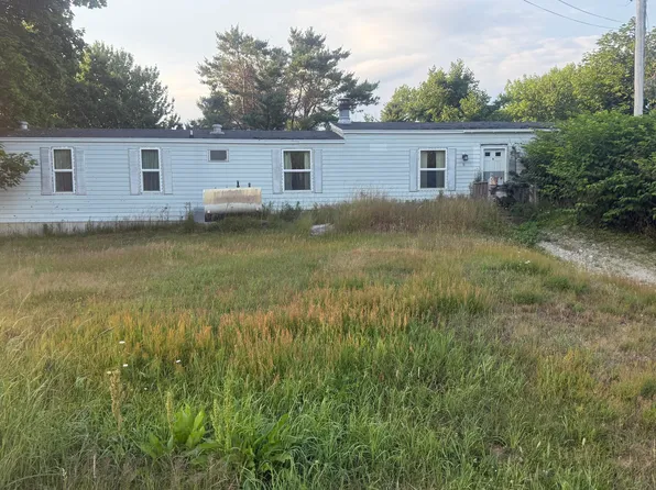 5 Sunset Avenue, Stonington, ME 04681