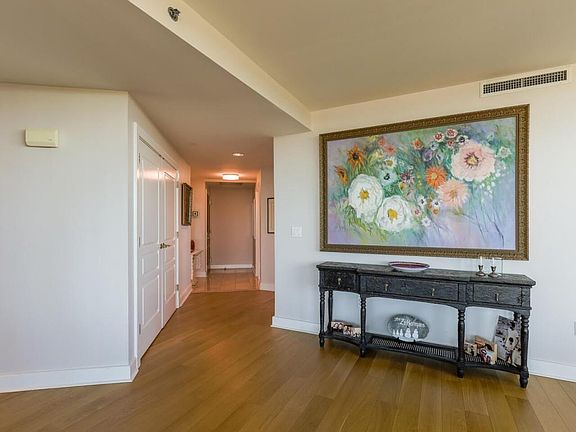 2nd image of 700 Park Regency Pl NE APT 1707