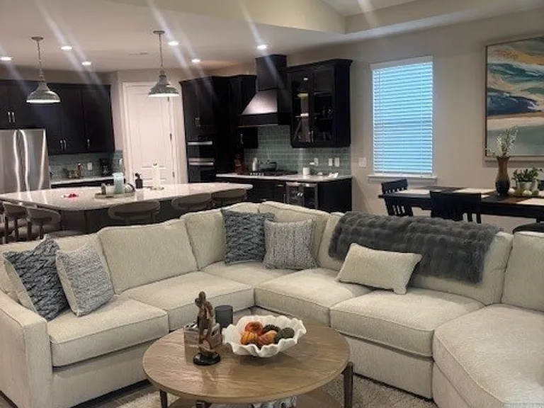 1120 Tropics Ave — Photo 17