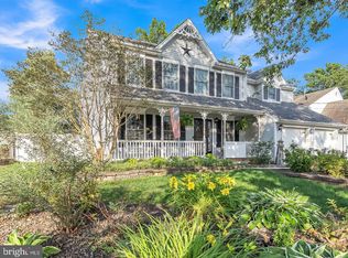 333 Mermaid Dr, Manahawkin, NJ 08050