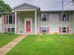 3111 W William St, Champaign, IL 61821