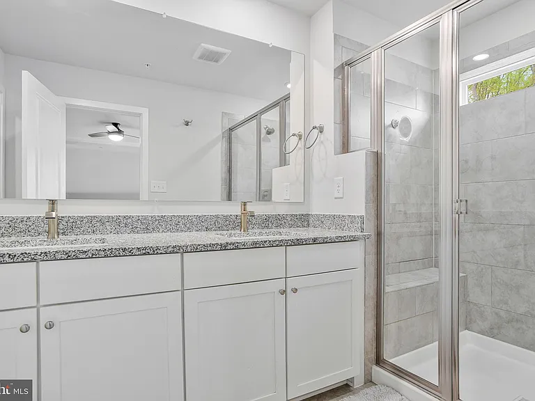 2764 Bridgewater Dr — Photo 20