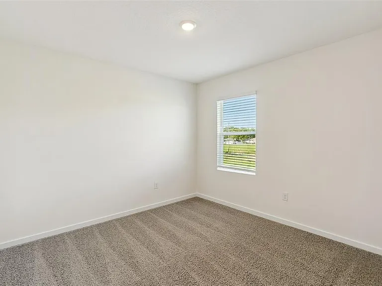 2113 Walnut Creek Dr — Photo 17