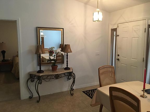 2nd image of 534 NW Sagamore Ter