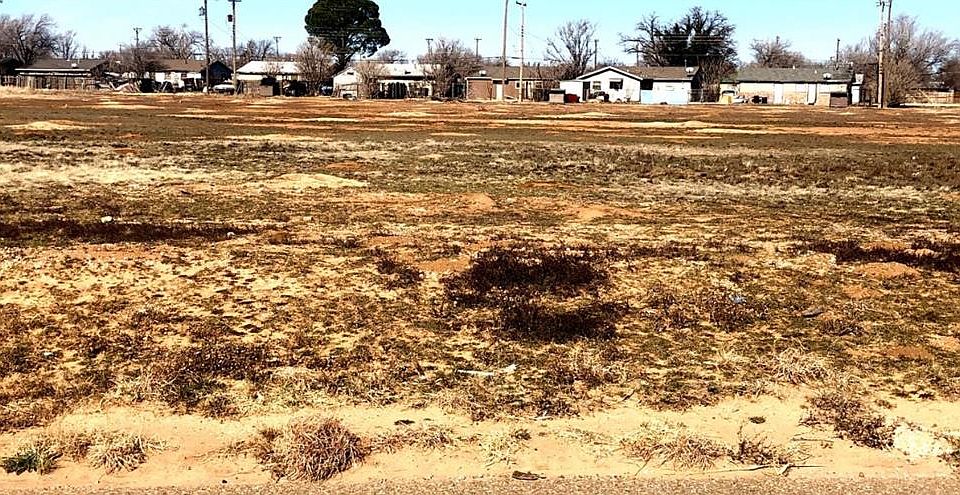 1st image of 1012 Idalou Rd