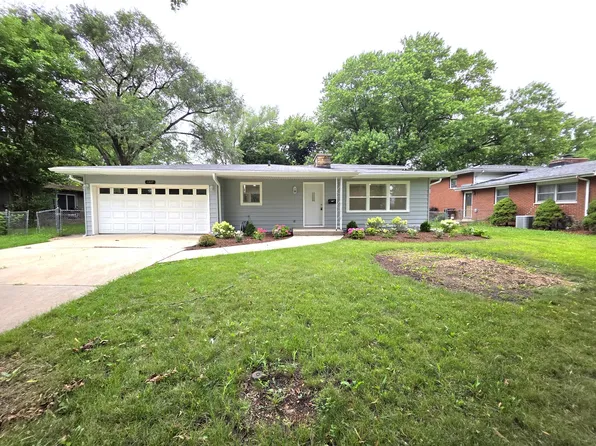 1337 Royal Dr, Montgomery, IL 60538