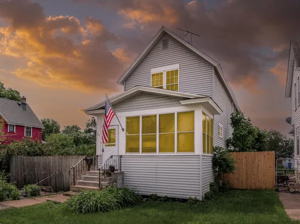 876 Tuscarora Ave, Saint Paul, MN 55102