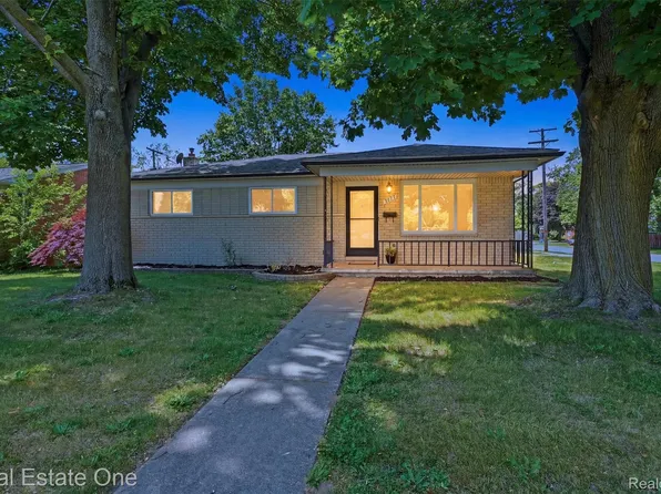 9649 Beech Daly Rd, Redford, MI 48239