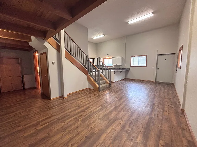 1420 SE Township Rd — Photo 6