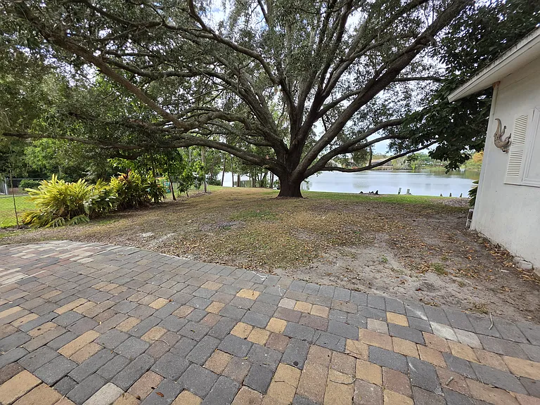 2350 Rio Pinar Lakes Blvd #3 — Photo 2