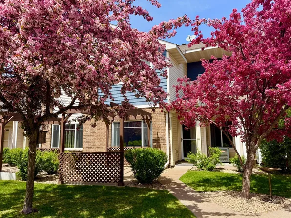 194 Shetland Ln, Lino Lakes, MN 55014