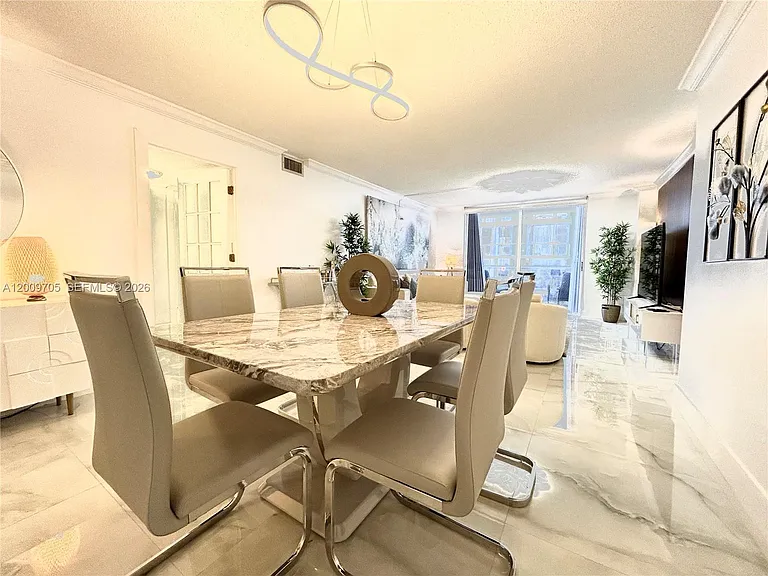 6039 Collins Ave #1507 — Photo 5